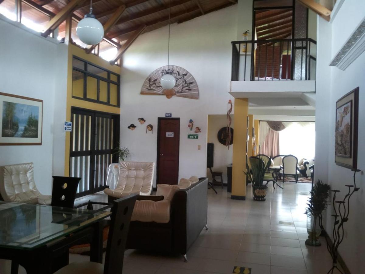 Villa Alejandra Del Quindio Calarcá Екстериор снимка