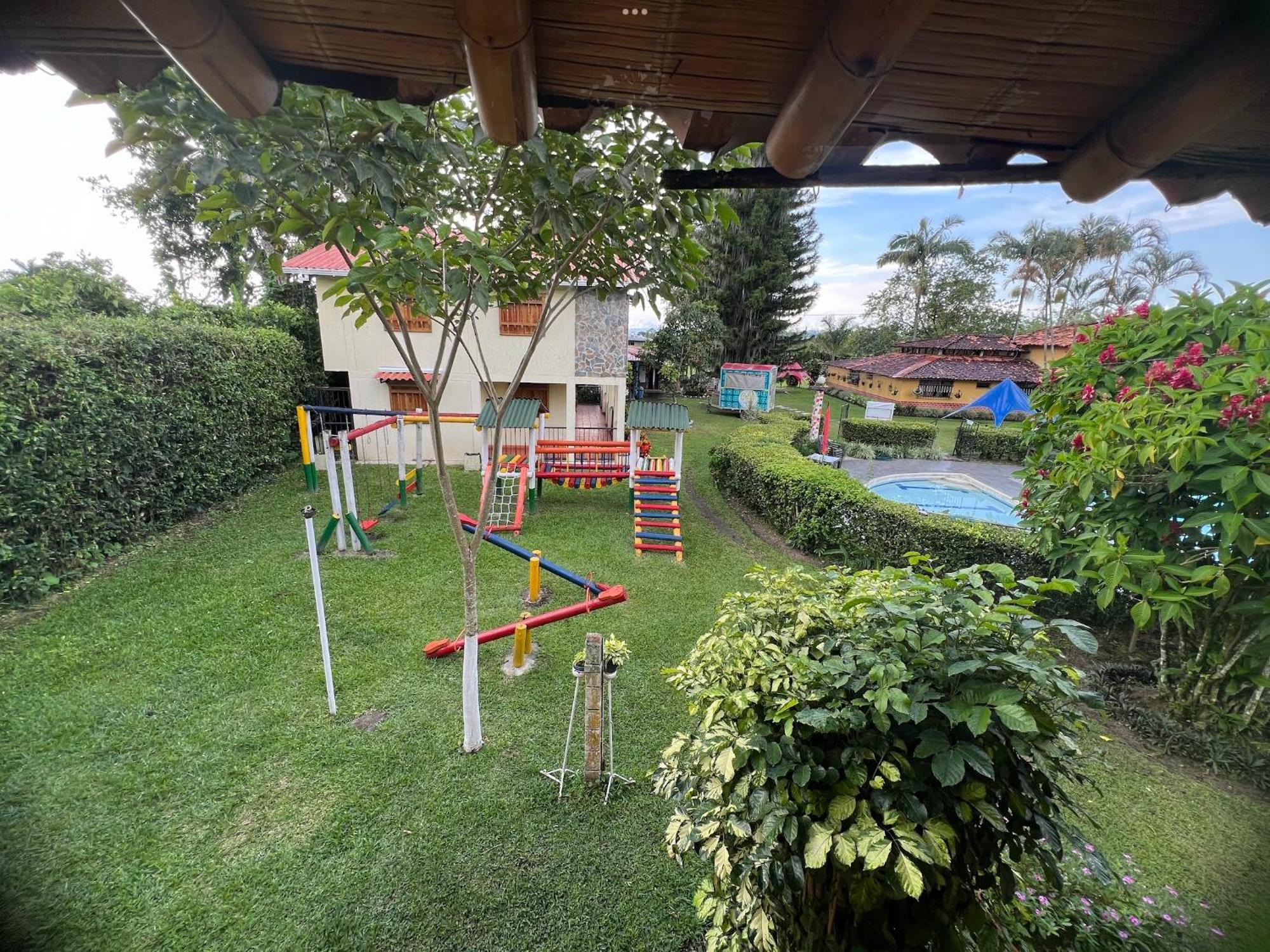 Villa Alejandra Del Quindio Calarcá Екстериор снимка
