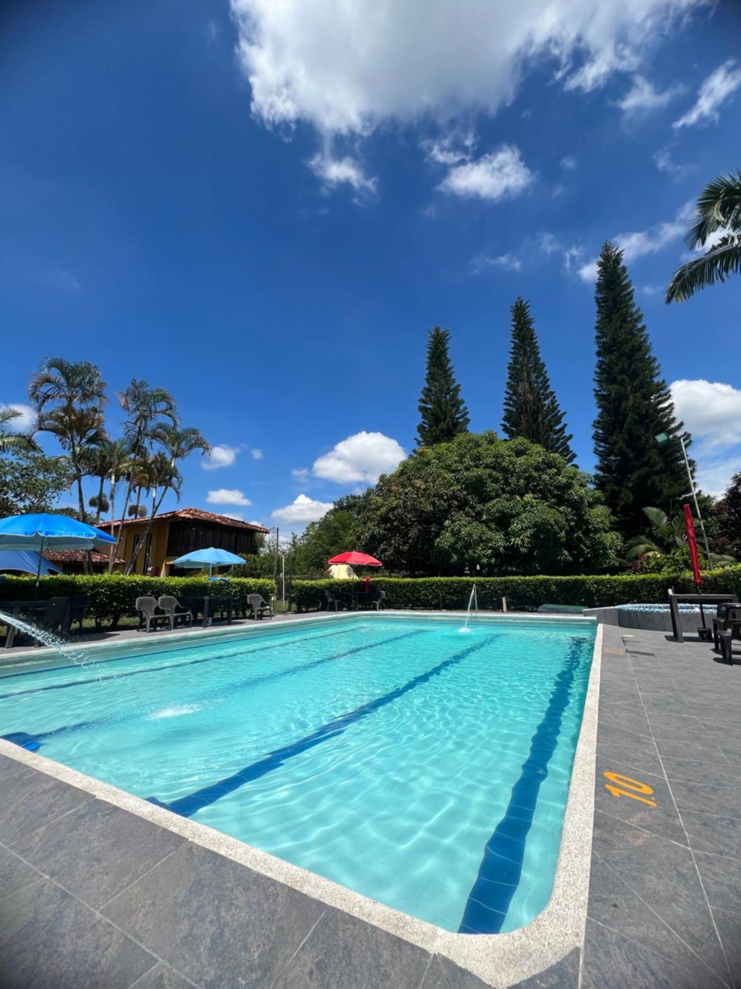 Villa Alejandra Del Quindio Calarcá Екстериор снимка